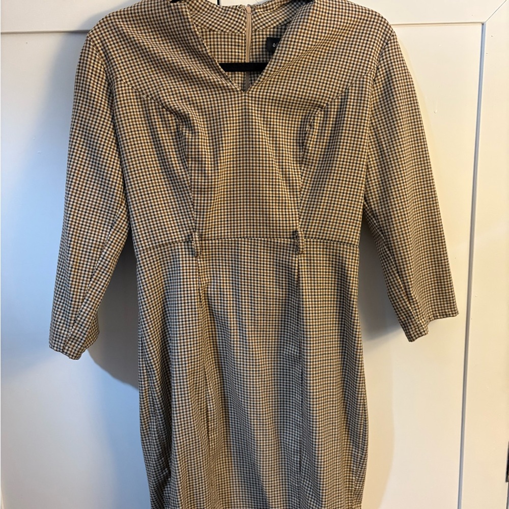 Collectif Beige and Black Checkered Long Sleeve Dress